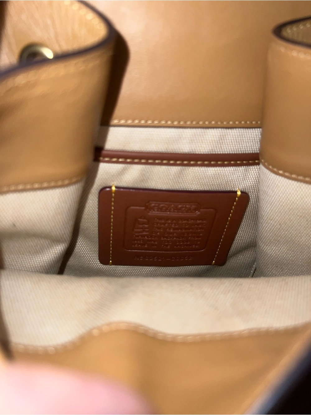 Coach TurnLock Leather Backpack Honey Brown Glovetanned Limited Re-Edition 1995 - Picture 2 of 7